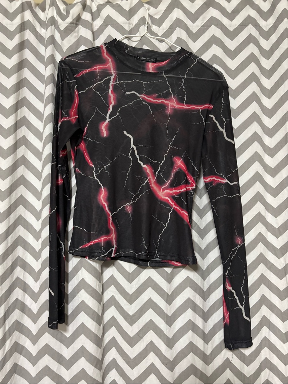 Long-Sleeve Black & red Lightning Print Top